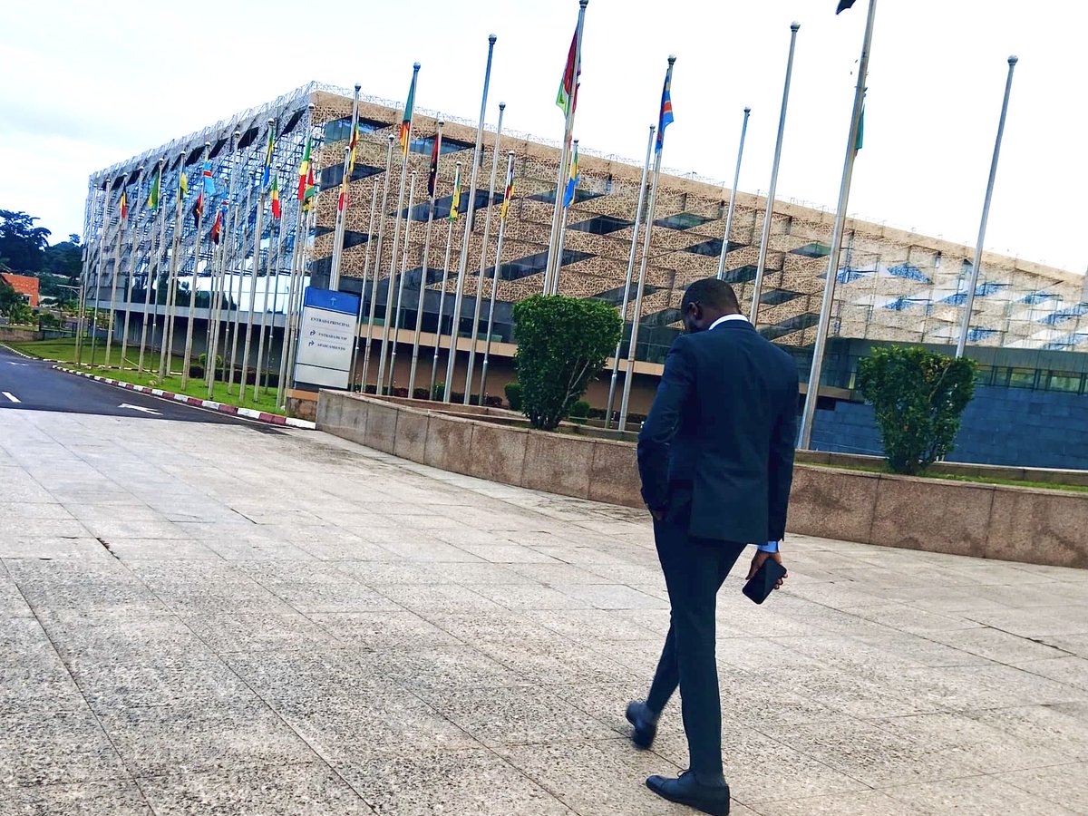La sécurité est la première obligation d'un État✍🏾 ⁦<a href="/MuyisaChrist07/">Muyisa Christophe</a>⁩ ⁦<a href="/arnold_bakulu/">Arnold Bakulu</a>⁩ ⁦<a href="/kevin_mugalihya/">B A T I S S E U R D’ E M P I R E 👑</a>⁩ ⁦<a href="/YageraAmos/">Amos Yagera</a>⁩ ⁦<a href="/BeriahElp23/">Le Pichi💫</a>⁩