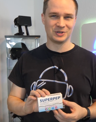 Ich bin TRAUMATISIERT von dieser Superpep Werbung auf Twitch. Es. hört. nicht. auf.
Seit dem schwirren mir nur noch diese Fragen im Kopf:
Ist noch Peps da? gar keine mehr? ZWEI NOCH?