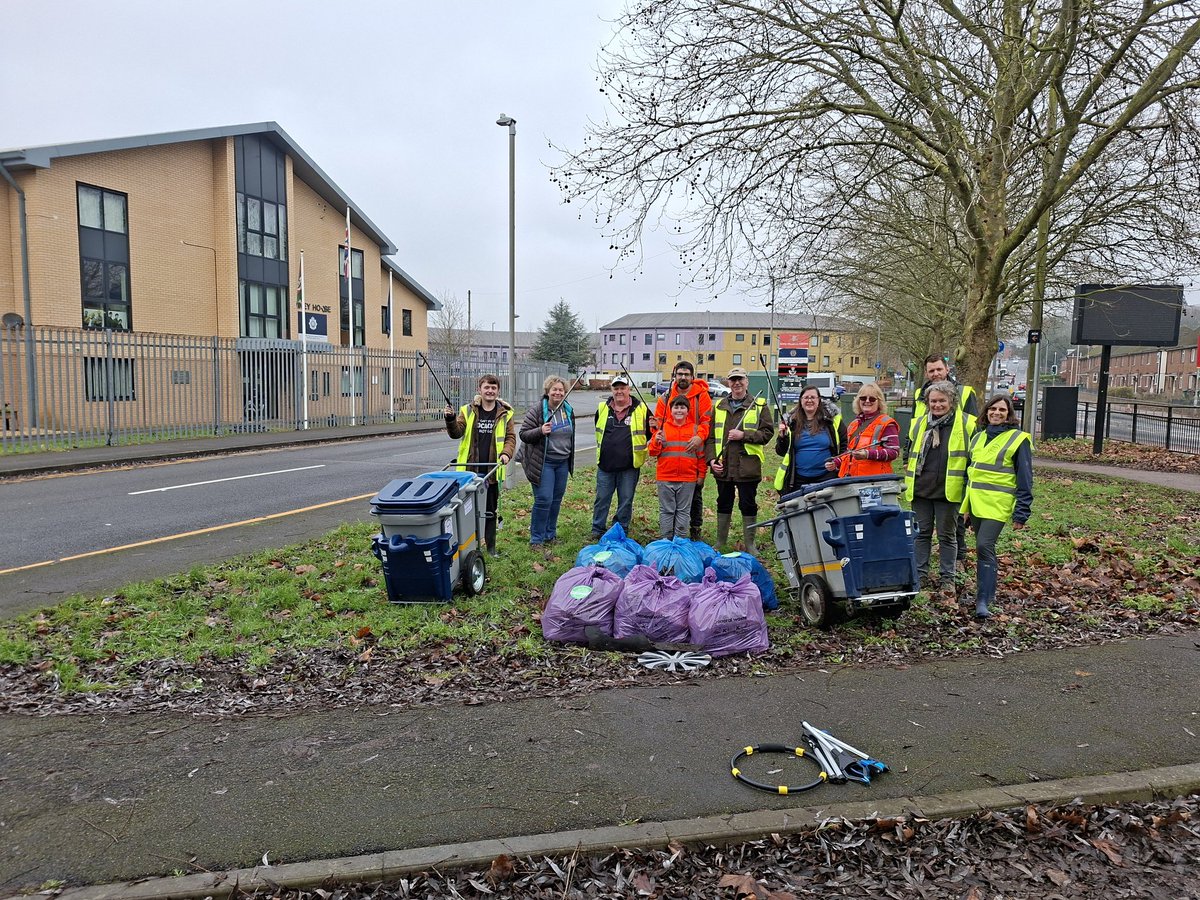 Dan's Community Group tweet media