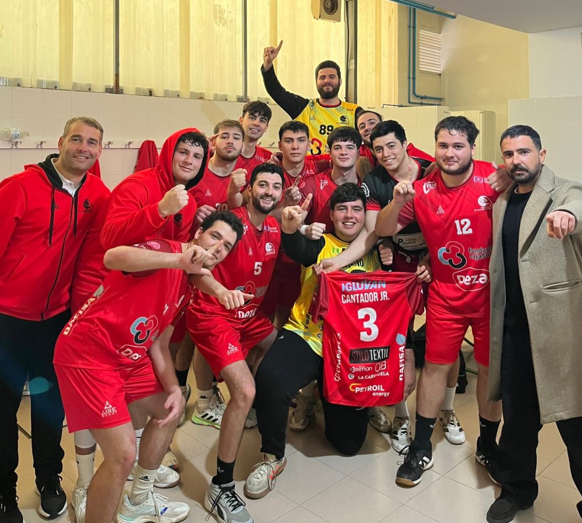 Final 2ª Nacional. La Salle 30-31 Córdoba BM. Victoria en el último segundo para nuestro equipo, que sigue arriba en su grupo #OrgulloGranate