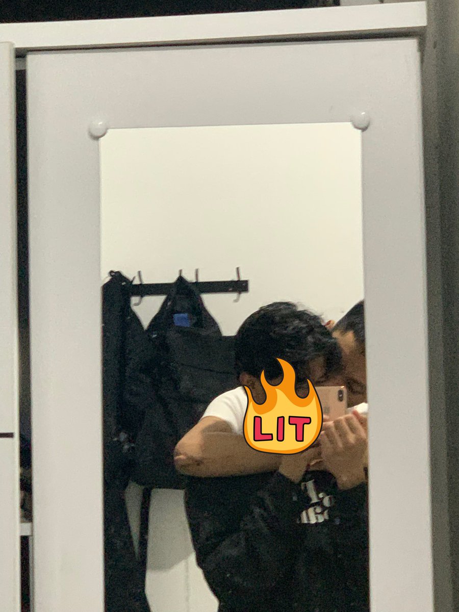 letskilldislop's tweet image. 🖤🤍