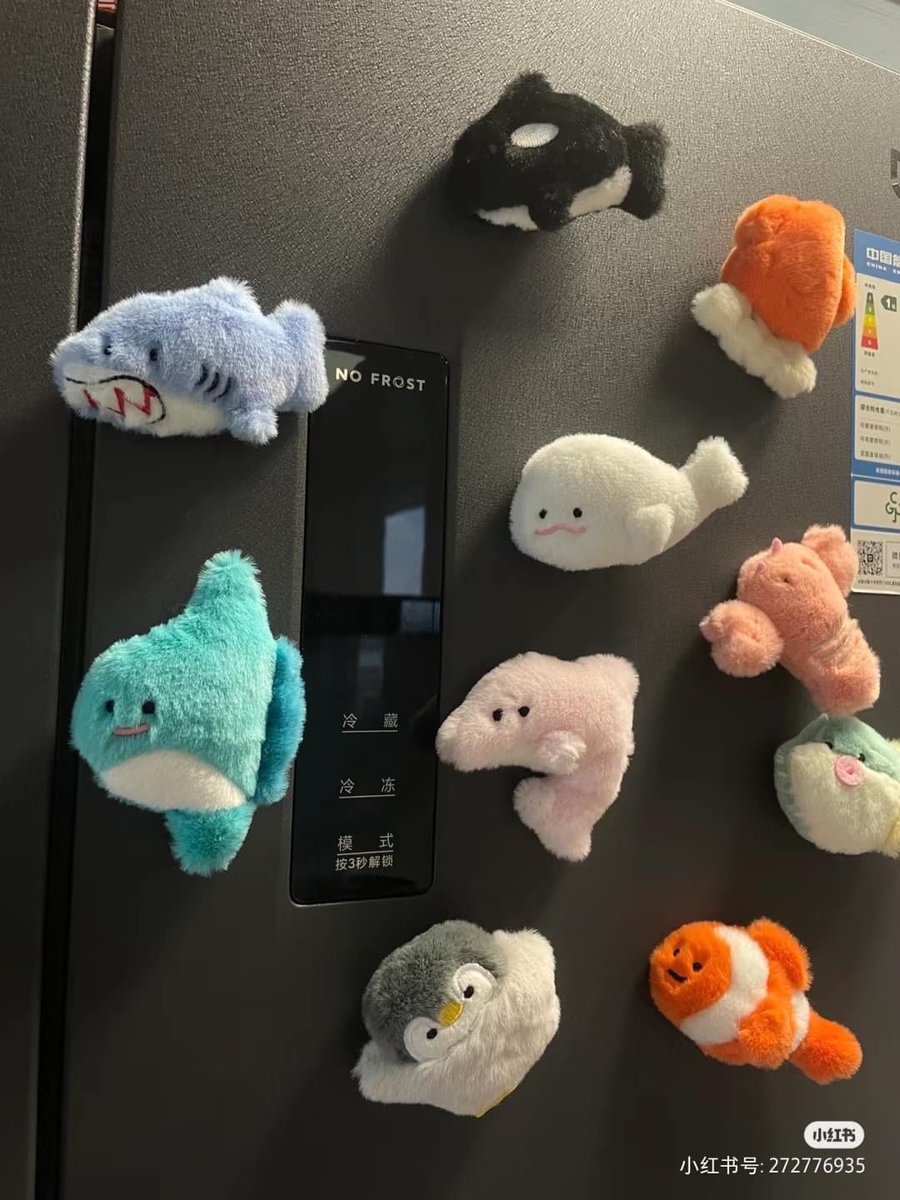 heart_jpg's tweet image. furry magnets