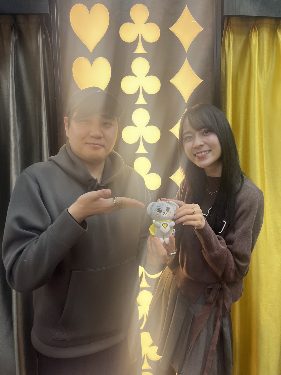 たべちー tweet media