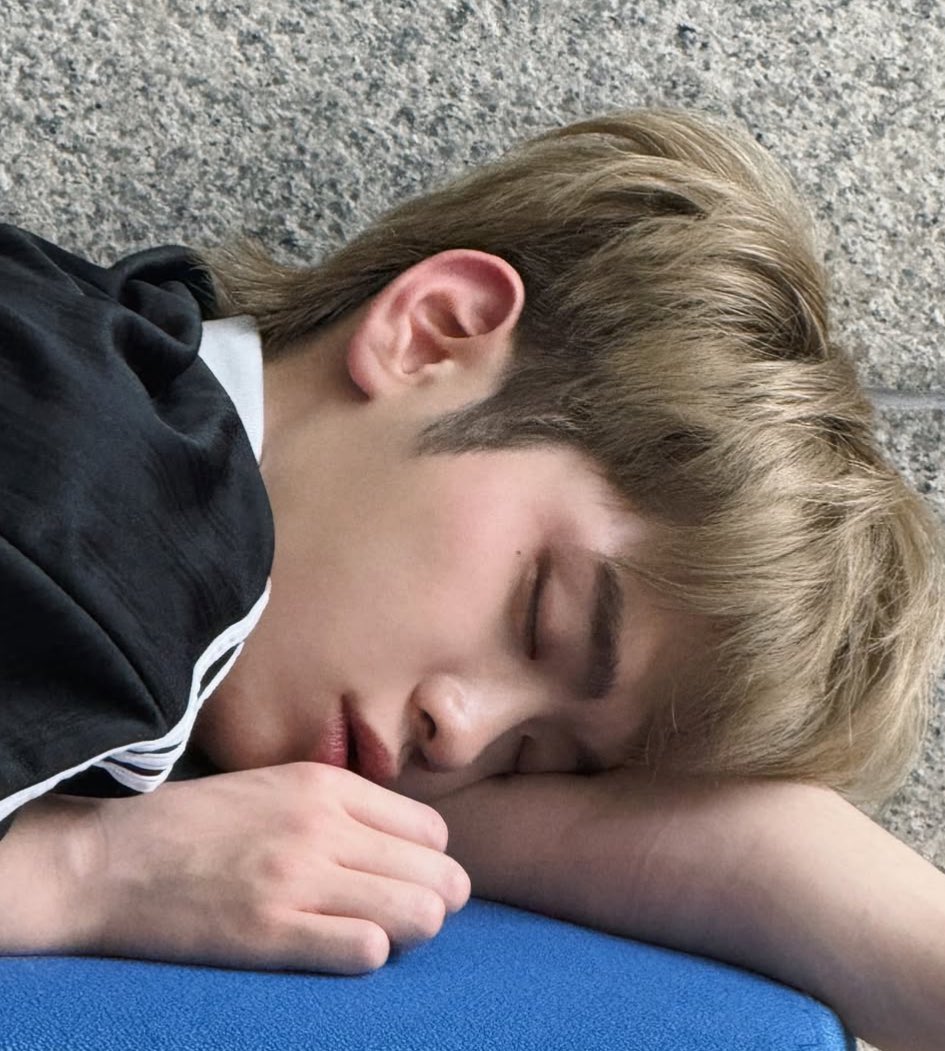 taeraexu's tweet photo. https://t.co/e6MVCUNIqw
