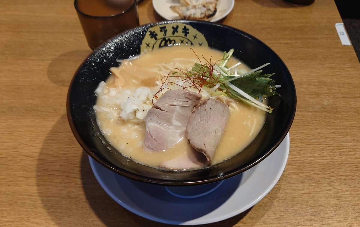 str79ymm's tweet image. フリーレン観つつメンテ完了。
１日、練習ﾁｮｰ疲れた、と言うか足と左手いてえ(；´∀｀)だいぶ変な力、入っとるんやろなー。上手くなりてぇ。。
写真、らーめんしか撮ってなかった。
#SIESTA_RC
#tamiyarc