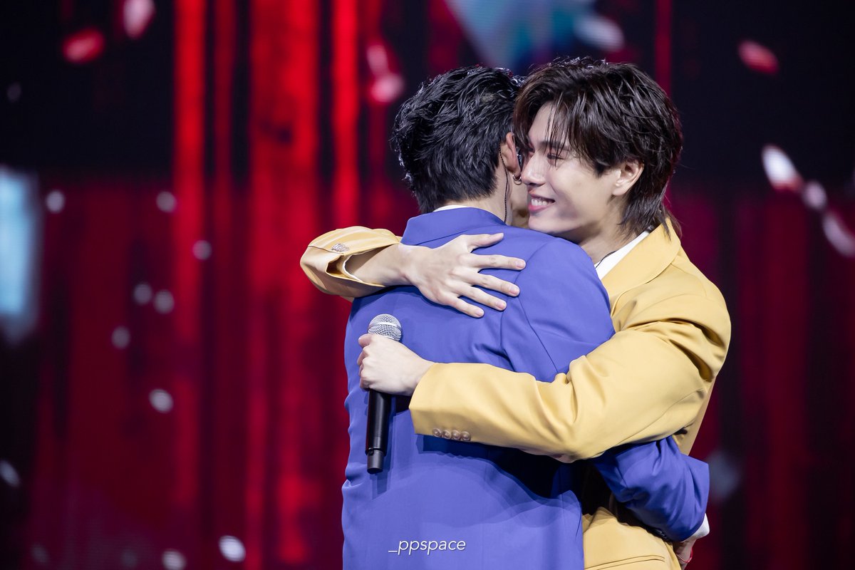 myspace_bs's tweet image. ดีใจที่เธอมีความสุขที่อยู่ตรงนี้ด้วยกันนะ 

 #MeAndTheeSeriesAfterParty