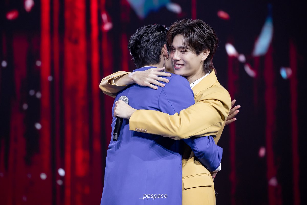 myspace_bs's tweet image. ดีใจที่เธอมีความสุขที่อยู่ตรงนี้ด้วยกันนะ 

 #MeAndTheeSeriesAfterParty