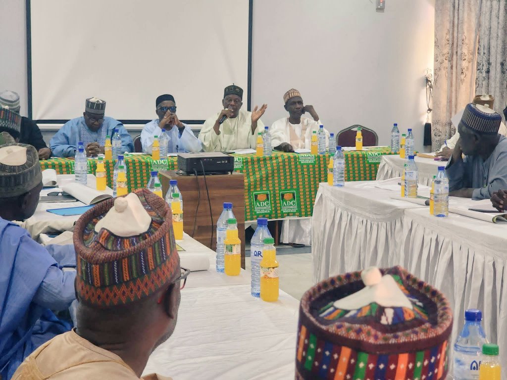 MusaUngogo_'s tweet photo. Today, I am leading the 4th round of a stakeholders dialogue with members of the ADC, Kano State chapter. This engagement is aimed at strengthening unity, reviewing our progress, and reinforcing our shared commitment to building a stronger and more inclusive party for the People. https://t.co/c7OWcShu6k