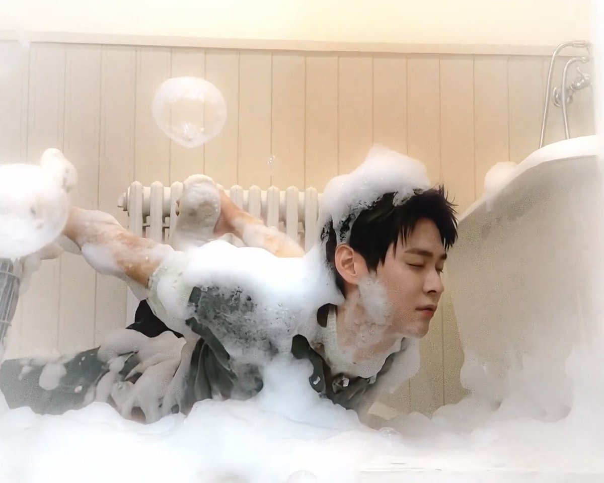 myloveallyours's tweet image. 🛁