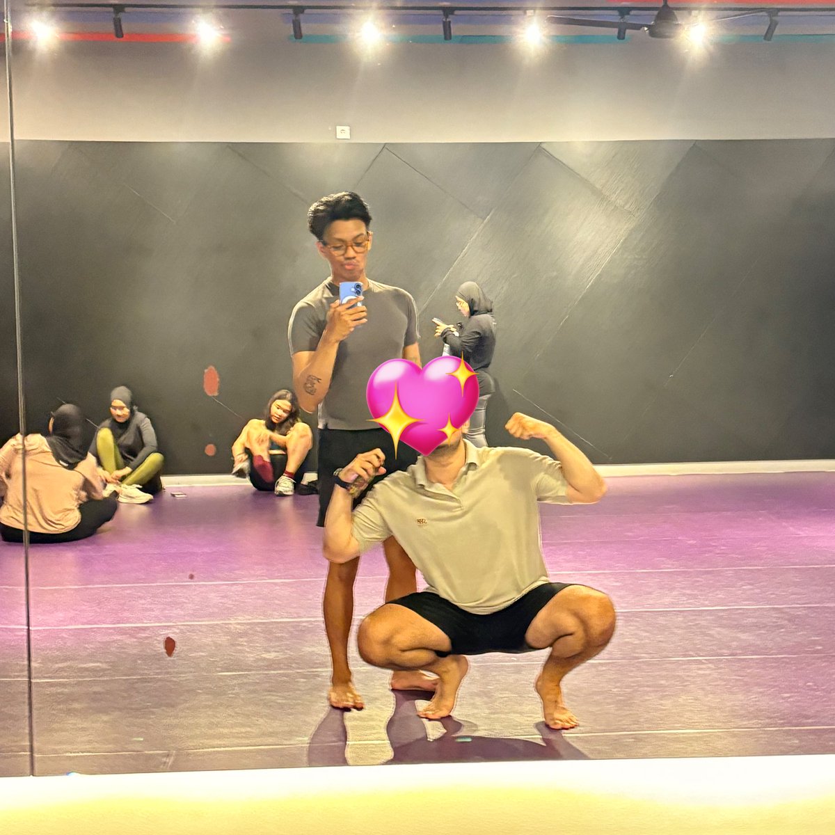 junjitil's tweet image. matching bracelets and now we’re official 🤍