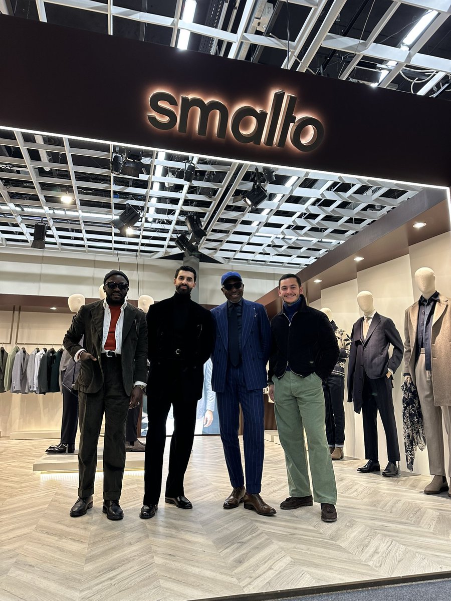 defustel tweet media