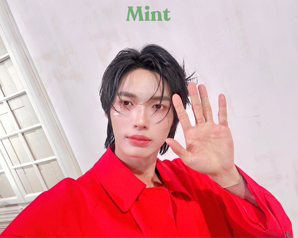 mintmag_th's tweet image. หล่อทุกมุม! #MintReports ส่งเซลฟี่หนุ่ม ‘วิน เมธวิน’ Prada Ambassador ภายในงานแฟชั่นโชว์ Prada คอลเล็กชั่น Fall Winter 2026 Menswear ที่จัดขึ้นในค่ำคืนนี้ ณ กรุงมิลาน ประเทศอิตาลี เรียกว่าเจอรูปนี้เข้าไป คืนนี้แฟนๆ หลับฝันดีกันละ 💚

📸 ตามไปชมความหล่อแบบเต็มๆ &amp;gt;&amp;gt;…