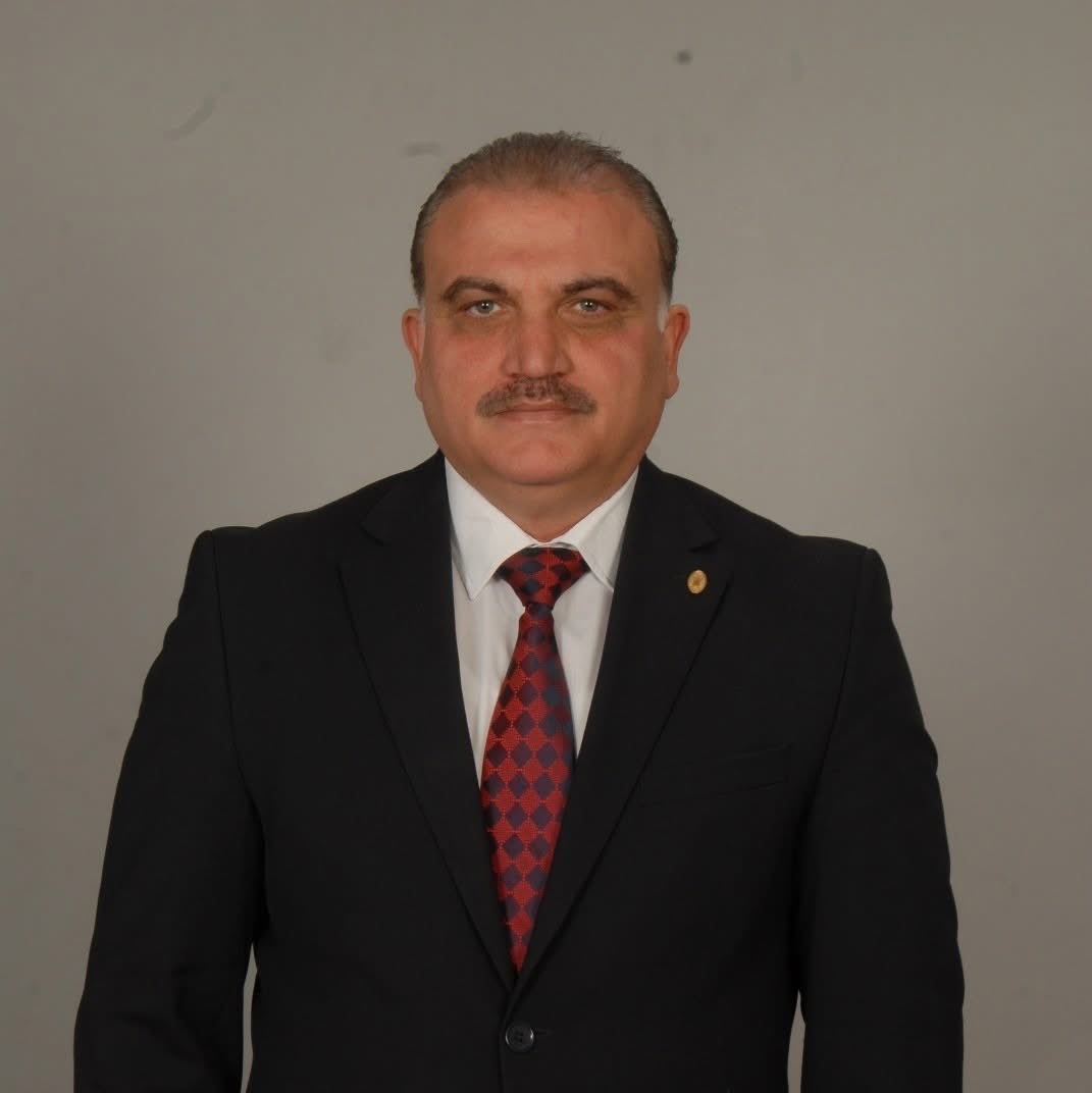 Bugün yapılan Lokantacılar, Köfteciler ve Tatlıcılar  odası genel kurulunda güven tazeleyen değerli akrabam Sn. <a href="/sakak_mehmet63/">Mehmet ŞAKAK</a> ve yönetimini tebrik ediyorum.

Ş.Urfaya ve Esnafa hayırlı uğurlu olsun.
