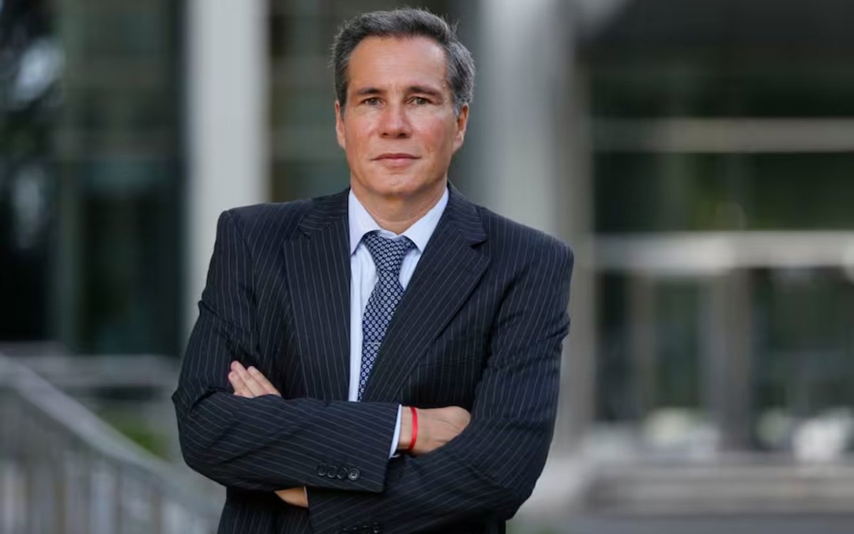 Vi455R's tweet image. 11 años y aun sigue impune el asesinato del fiscal Alberto Nisman. Sus asesinos siguen libres. La justicia es complice por no avanzar y aclarar. #JusticiaPorNisman