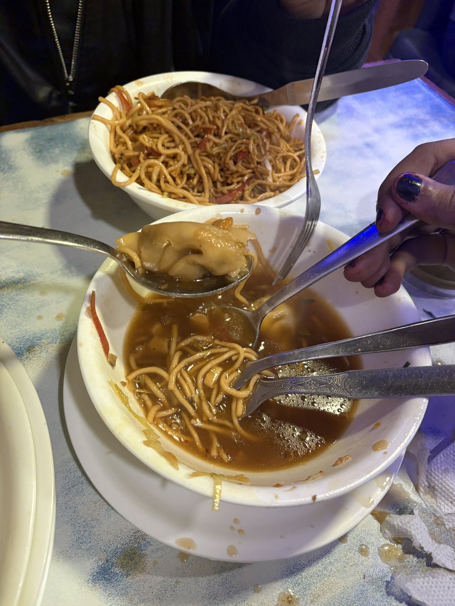 pussy wetting orgasmic food and goofy owners, china town shimla nobody does it like u 💌