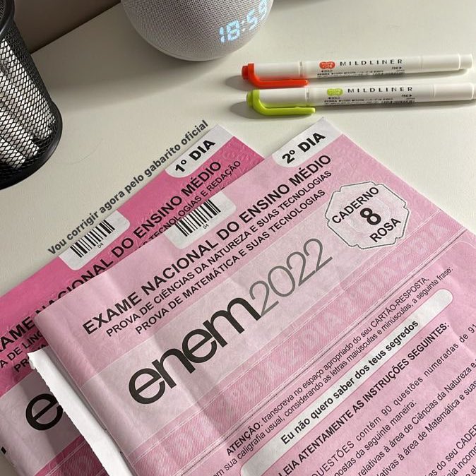 gablearns's tweet image. ❛ Como estudar para o ENEM de forma GRATUITA— a thread   ༉‧₊˚

╰┈➤ oi gente!
hoje eu trouxe um compilado de materiais, sites e plataformas gratuitas pra quem está estudando pro ENEM 🤍