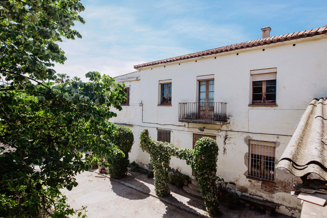 Una de les coses més perilloses per a les masies de #LHospitalet és el seu desconeixement. Farem una prova... ¿sabeu com es diu aquest mas hospitalenc i on es troba? Al meu llibre ho explico, però ho sabeu vosaltres? Us llegeixo... 😉👍 #MasiesLH #PatrimoniLH