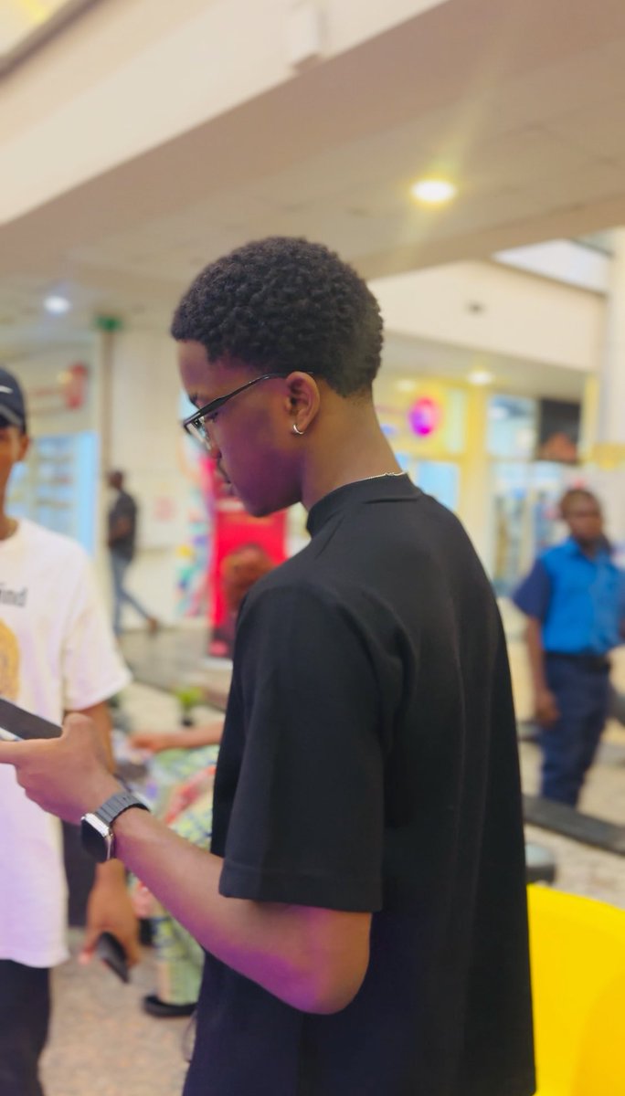 No days off 
Kinda had a day off 🤧

👁️👁️

Hey X 🐢