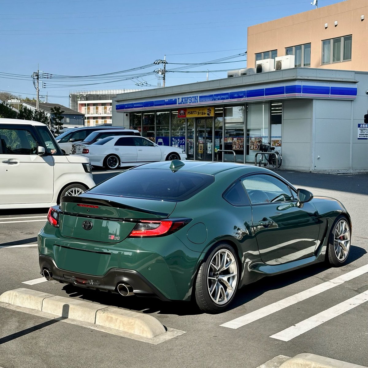 KZ_GReen86's tweet photo. #86BRZ乗りのお友達を増やそうキャンペーン
横浜でこれといって特徴のないZN8に乗っています
皆さんのカスタムを参考に、今年もコツコツアップデートしていきたいです
よろしくお願いします https://t.co/HRCOz2iYhV