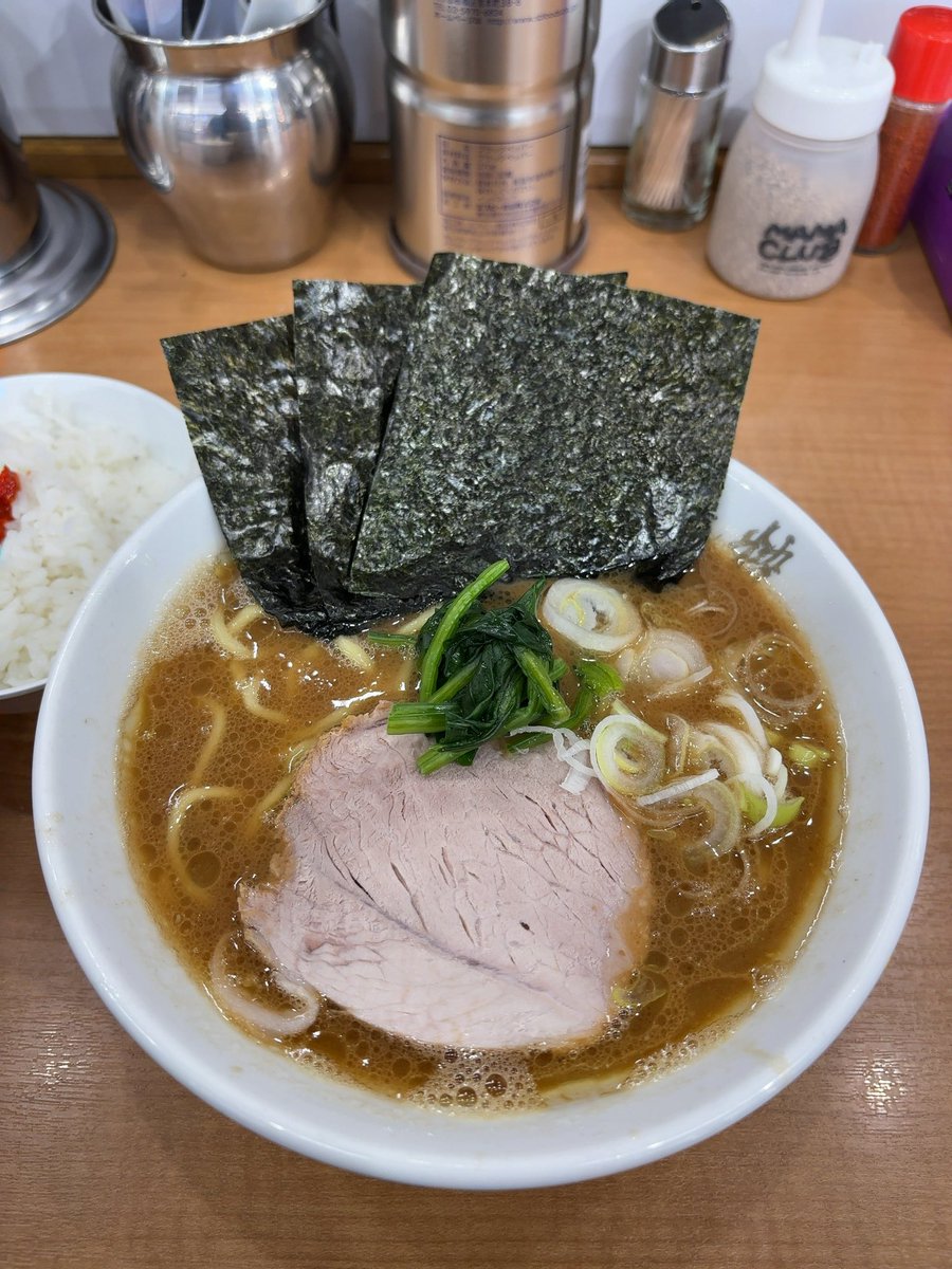 次56〜59杯目

7/31
#藤しろ 三軒茶屋店
味玉つけ麺 ¥980

7/27
鶏そば #そると 下北沢店
親子そば ¥970
グラスビール ¥350、細替え玉 ¥150

6/19
鴨と蟹 中華そば #燈 登戸店
味玉蟹中華そば ¥1000

6/16
ラーメン #粋 綾瀬店
豚骨醤油らーめん ¥830

#今週のラーメン上甲
#今週のラーメン上甲2025