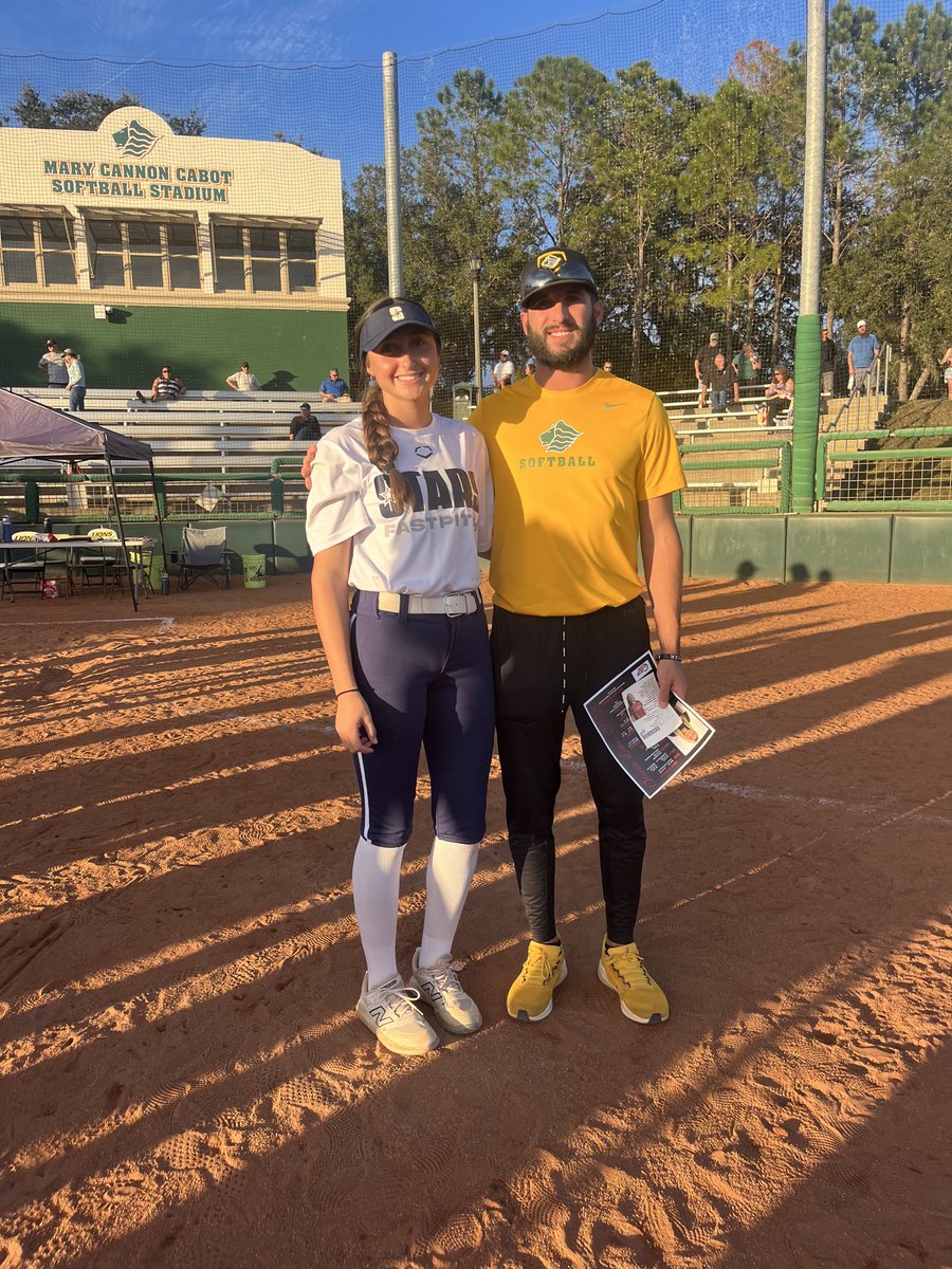 Madison Leonard tweet media