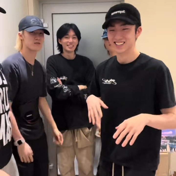 p1hacervo's tweet image. GETTING READY                    TO MAKE HISTORY