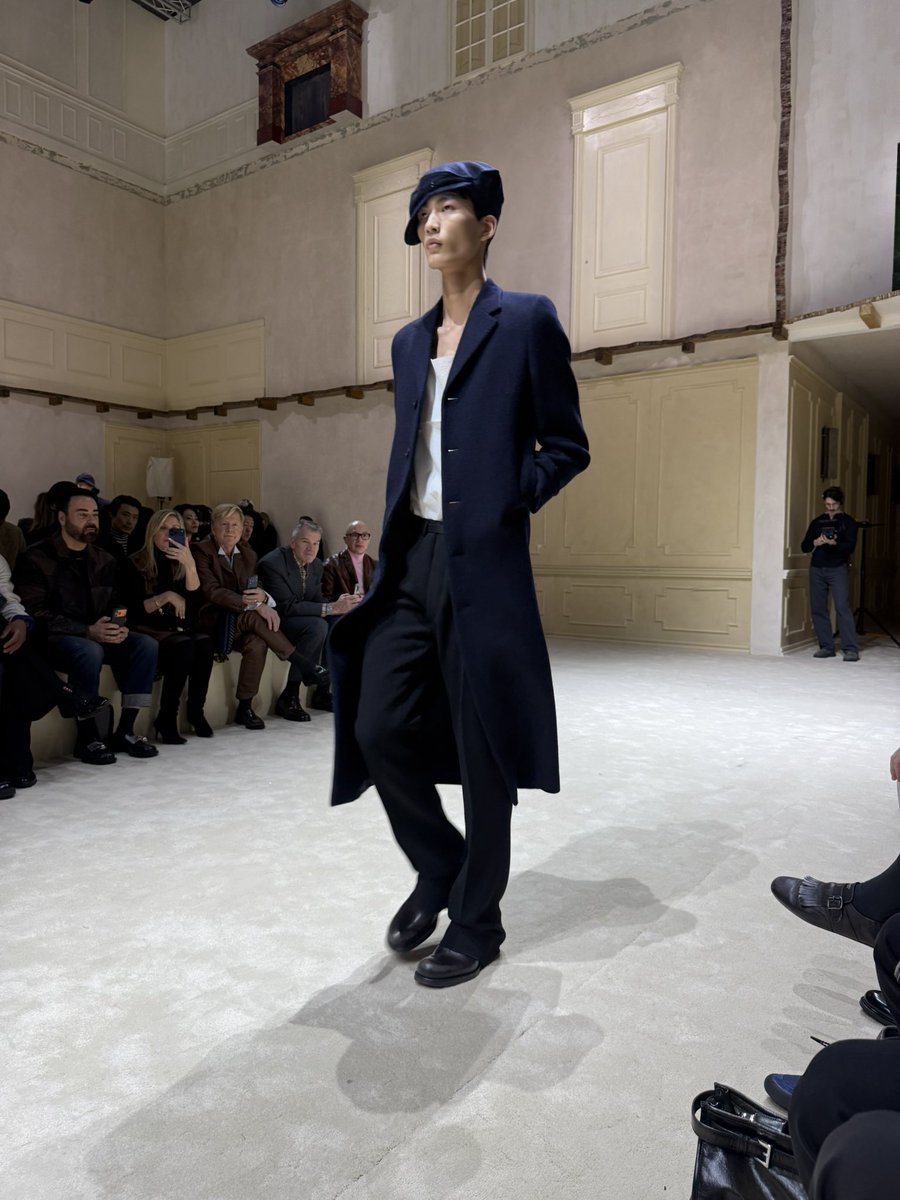 alexanderdroth's tweet image. PRADA FW26