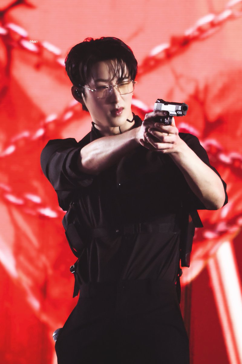 Muse0519's tweet image. 260118 #MeAndTheeSeriesAfterParty 
#est_rvp @EstRvp