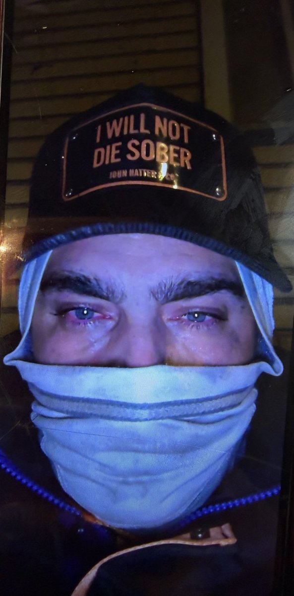 prznsoccer's tweet image. 🖤 An Iranian protester’s final photo before he was killed by the regime.

This is the last image of Siavash Shirzadeh, a young man from Bukan, murdered in Tehran by the Islamic Republic’s death forces. 

He took this selfie during the protests.

Look at his eyes - swollen,…