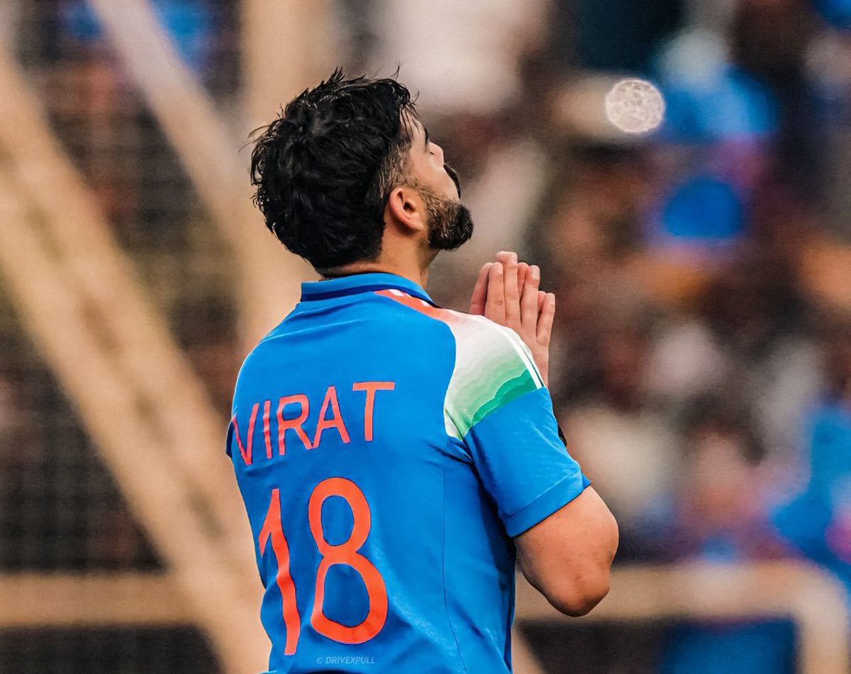 King toh ek hi hai...
Century for King kohli 
#kohli #ViratKohli #INDvsNZ