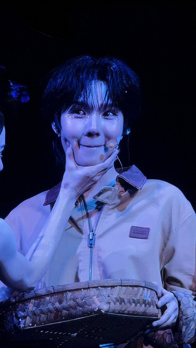 NGllNR's tweet image. รำพึงบีบปุ๋งงงง 🤏🏻🤏🏻

GOLDEN TIME KNP TFO
#KhemjiraConcertDay2