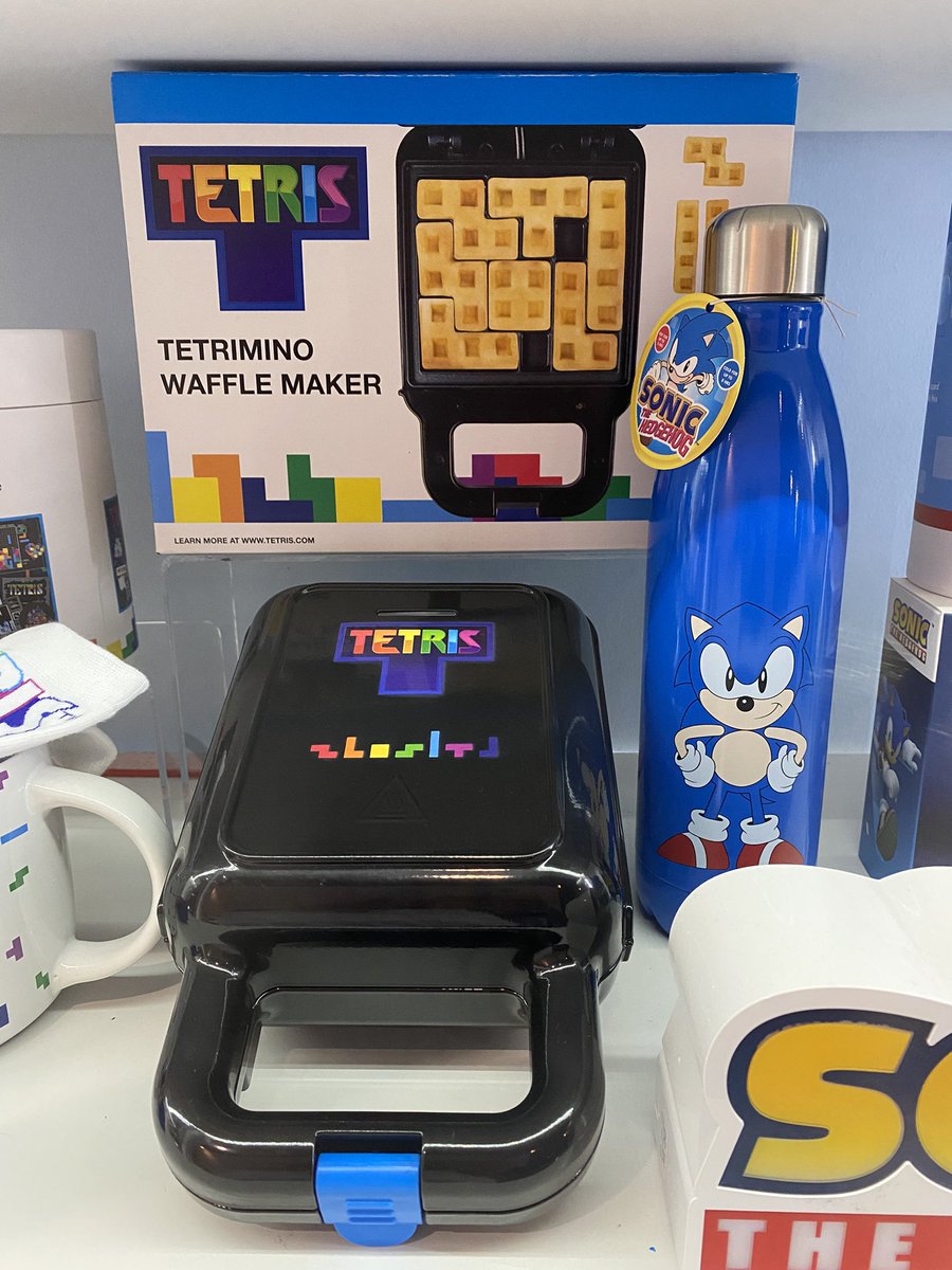 Not really #Genuary2026 but I just saw this and thought of #genuary14 “Everything fits perfectly”. Anyone seen a Tetris waffle maker before? 🤔🧱