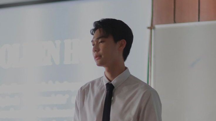 Bybiyours's tweet image. a #dewtee au, an actor and a lawyer
— hitam di atas putih dalam kontrak antara Sean Arshaka dan Gamaliel Charleston

; Part 11