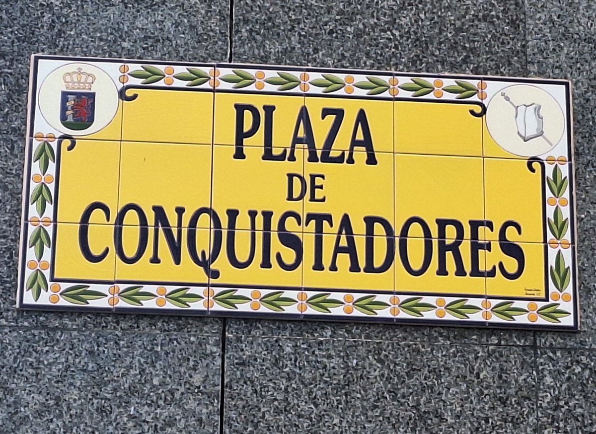 xConquistadores's tweet photo. Esto sí que es nombre para una plaza. #Badajoz, en plena #RutaDeLosConquistadores
#ExperienciaTuristica #TurismoCultural #TurismoDeInterior #TurismoHistorico #Hispanidad #Extremadura #TurismoSostenible https://t.co/Fl61cUgMSh