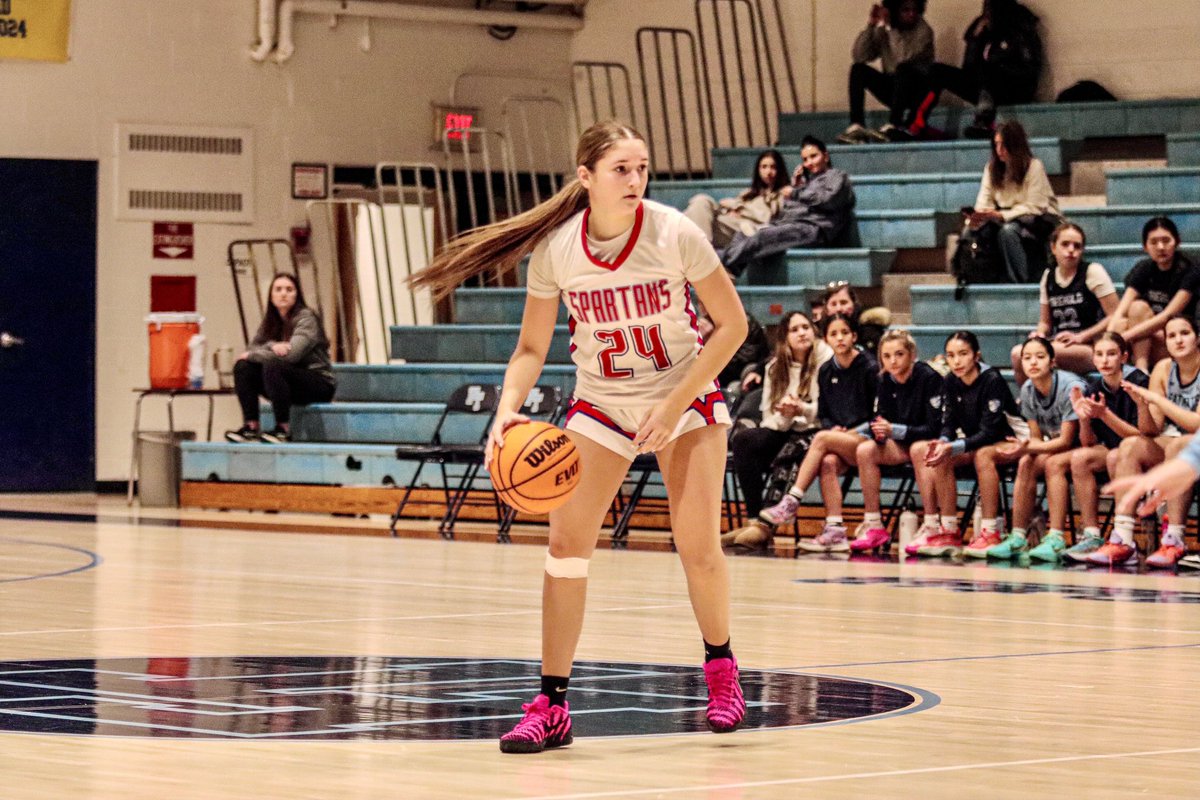 CoachYoungNJ's tweet image. So proud of the work @emmaburke2028 is putting in this year for @OTGBBSpartans.💪🏀
Facing double teams nightly, still producing ~12.5 PPG &amp;amp; 6 RPG.
In the gym every time—even after games.
Coaches: THIS is a culture-changer.

#CultureKid #GymRat #PlayerDevelopment #TrustTheWork