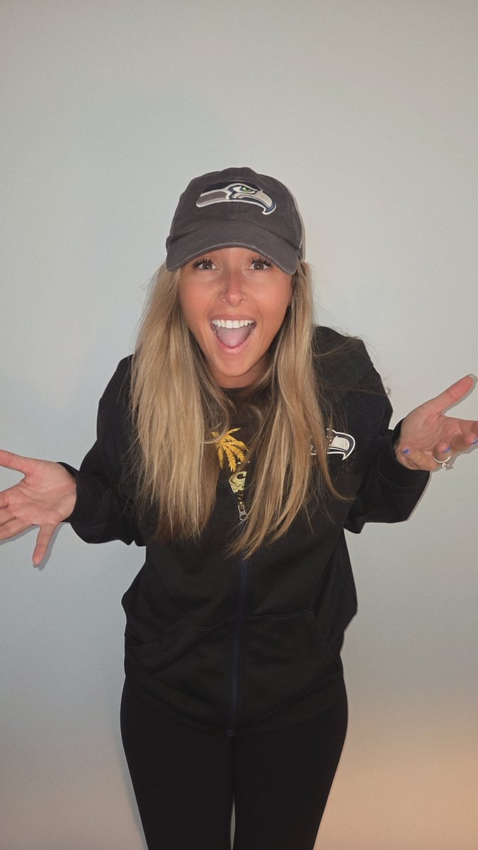 somethin2fierce's tweet image. Seahawks Babbyyyyy!!!🏈