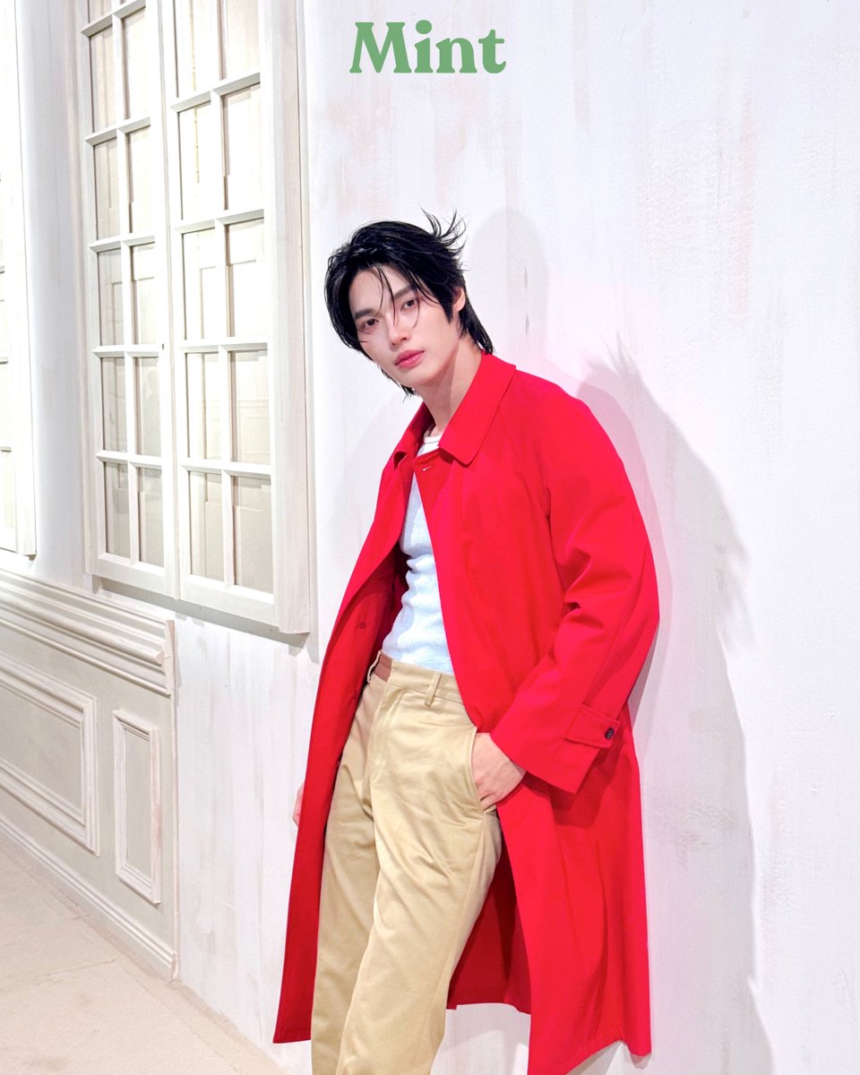 win_trend's tweet image. Gorgeous! 🔥

WIN PRADA FW26 ICONIC 

#PRADAFW26xWIN
#PradaFW26 #Prada
#winmetawin @winmetawin