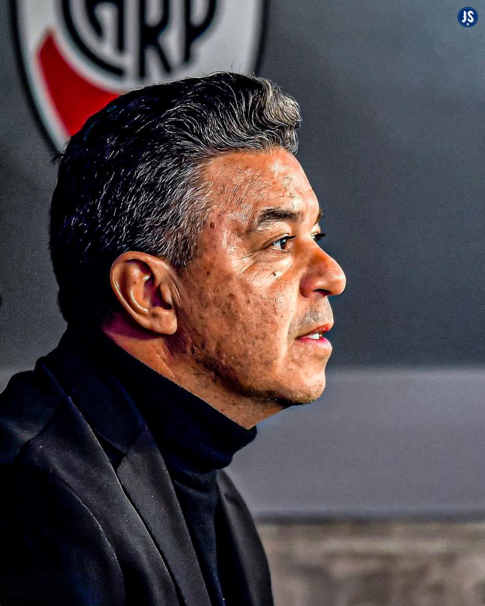 🔙 Hoy es el cumpleaños de Marcelo Gallardo. Gran momento para recordar que es el técnico que MÁS VECES (4) eliminó con un equipo (River Plate) a su clásico rival (Boca Juniors) de competencias internacionales en toda la historia del fútbol:

◉ 1 - Semifinal, Copa Sudamericana