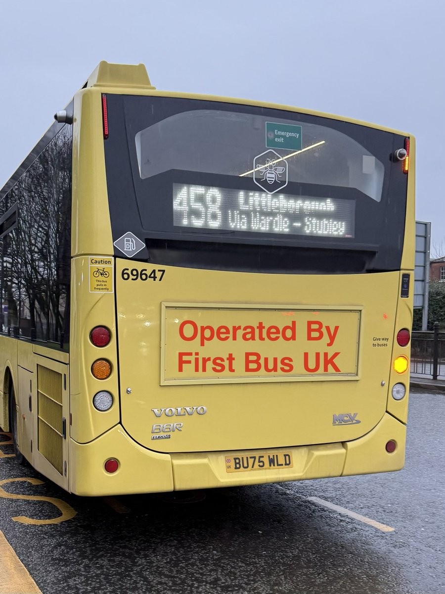 FixMCR's tweet photo. A bus into Rochdale stood to run its next route after a passenger was sick at the back, with the smell reaching the front. Complaints were ignored until filming started and a call was made to @BeeNetwork. The depot then told the driver to continue the service. Disgraceful. https://t.co/oOIHEEcRGI