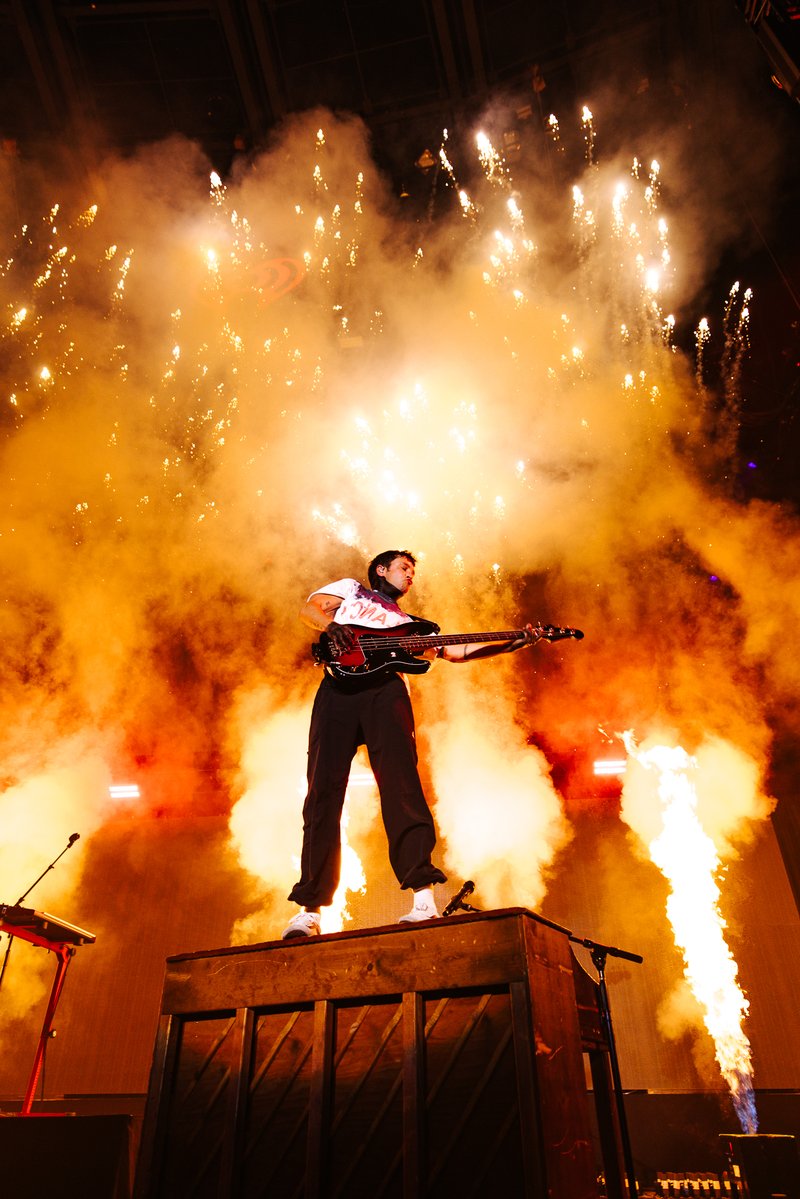 iHeartRadio's tweet image. Welcome back to Trench |-/

🙌🔥 Twenty One Pilots at  #iHeartALT2026 🔥🙌

📸: @annaleemedia