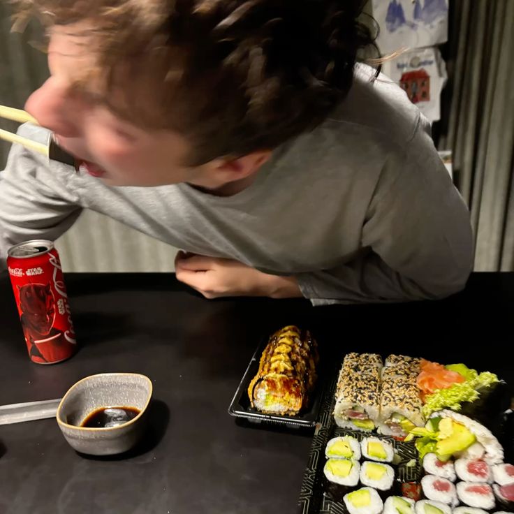 ㅤㅤㅤ
ㅤㅤㅤ  ㅤ﹫ blairebreyer.
ㅤ ㅤ     — new insta story.
ㅤㅤㅤ    ㅤ   "so classy"
ㅤㅤㅤ