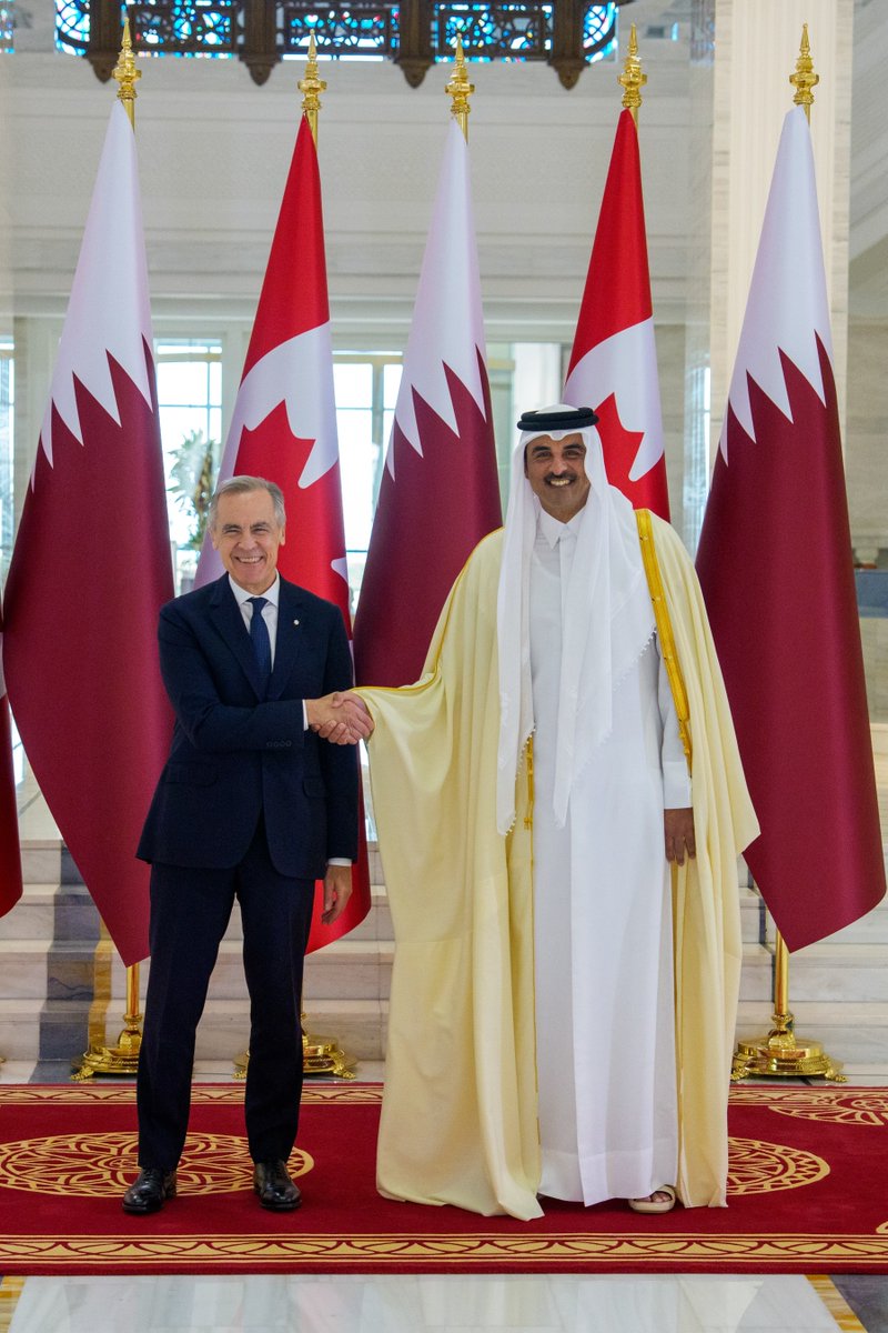 CanadianPM's tweet photo. Today, Prime Minister Carney met with the Amir of Qatar, His Highness Sheikh Tamim bin Hamad Al Thani. They discussed the growing Canada-Qatar strategic partnership with opportunities to deepen diplomatic, security, and economic ties. Details: https://t.co/fuU5xZNbXV https://t.co/bJ96lZUY1a