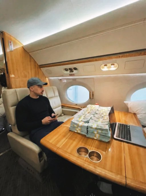 yazcapital's tweet image. 💸$22000 #GIVEAWAY 

I’ll pick 10 people from the comments to send $2000 each. Results with proof in 24 hours. 🤝

Just like, comment, repost and follow