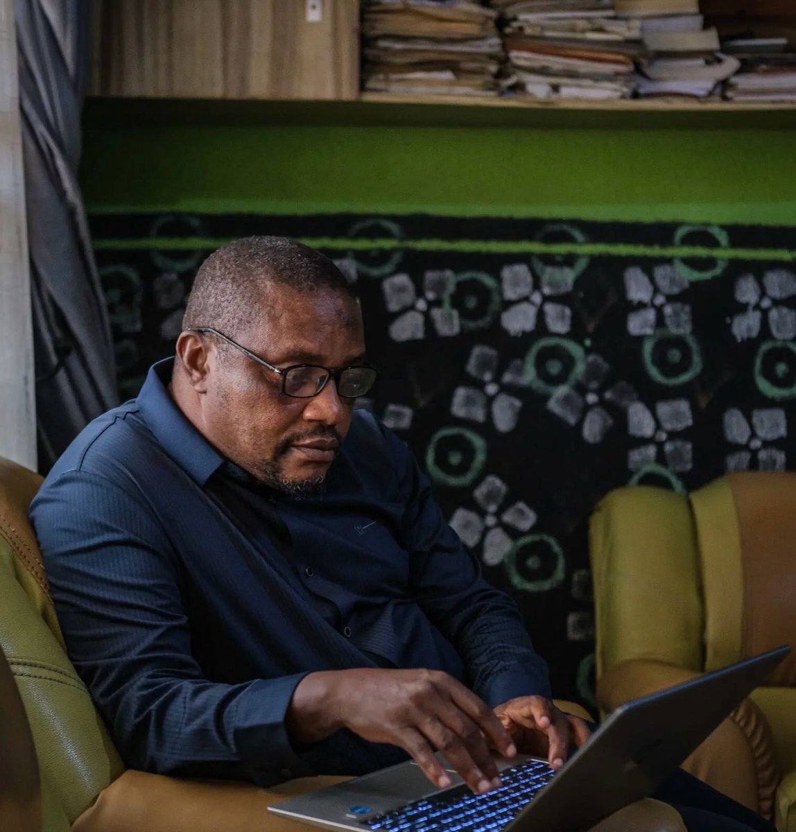 TheresaTekenah's tweet image. A recent investigation by the New York Times West Africa Bureau shows how weak and unverified information from one Nigerian activist was used to support U.S. claims of a so-called “Christian genocide” in Nigeria. 

"But when questioned about the accuracy of his data, establishing…