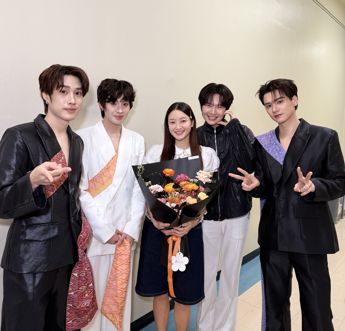 inkwaruntornp's tweet image. ยินดีด้วยน้าน้องๆ ไว้เจอกันใหม่น้าาาา🫶🏻💘
#KhemjiraConcertDay2