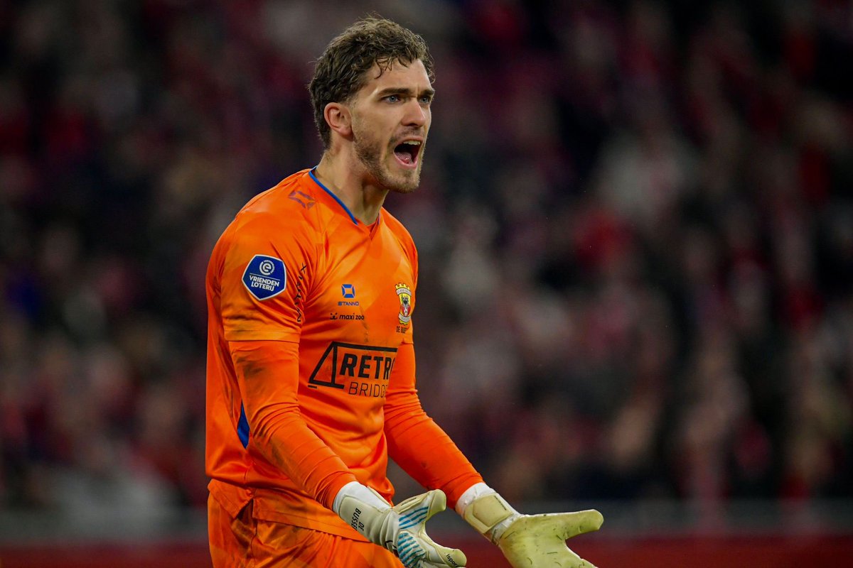 Bussi06's tweet image. Puntje meegenomen uit Amsterdam na de 2-2 gisteren tegen Ajax 🦅 @goaheadeagles @jaridebusser #goalie #stepbystep #blijvenwerken #genietenvankleinedingen