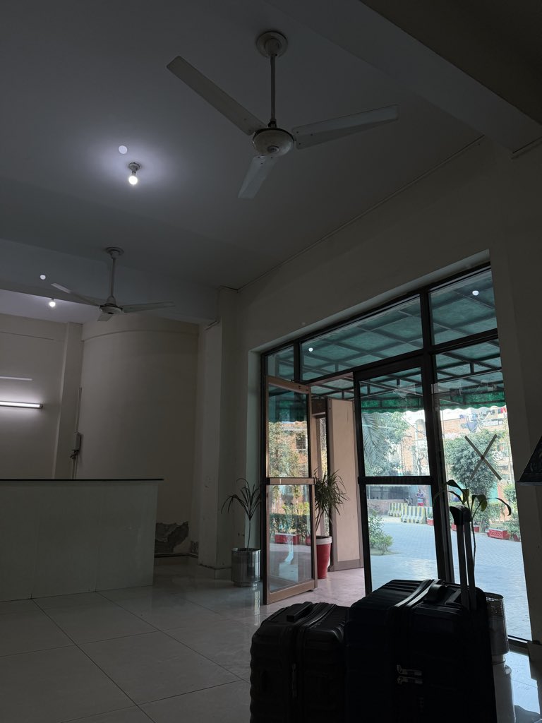 ChatthaHamnah's tweet photo. Lahore called me Again
#MPDD https://t.co/zFNxzrtCEt
