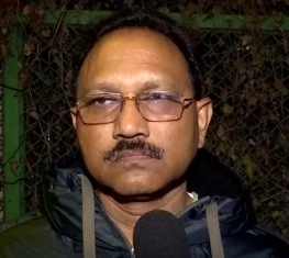 ZEEUPUK's tweet photo. #BreakingNews 

नोएडा प्राधिकरण के अतिरिक्त मुख्य कार्यकारी का बयान
(एसीईओ) सतीश पाल ने कहा 
'सेक्टर 150 में घटी दुखद घटना नोएडा प्राधिकरण की जांच जारी है'
जांच पूरी होने के बाद कार्रवाई की जाएगी-सतीश पाल 

#NoidaAuthority #NoidaNews #SadIncidentSector150 #CEOStatement #ZeeUPUK https://t.co/36Iwq1KV8a