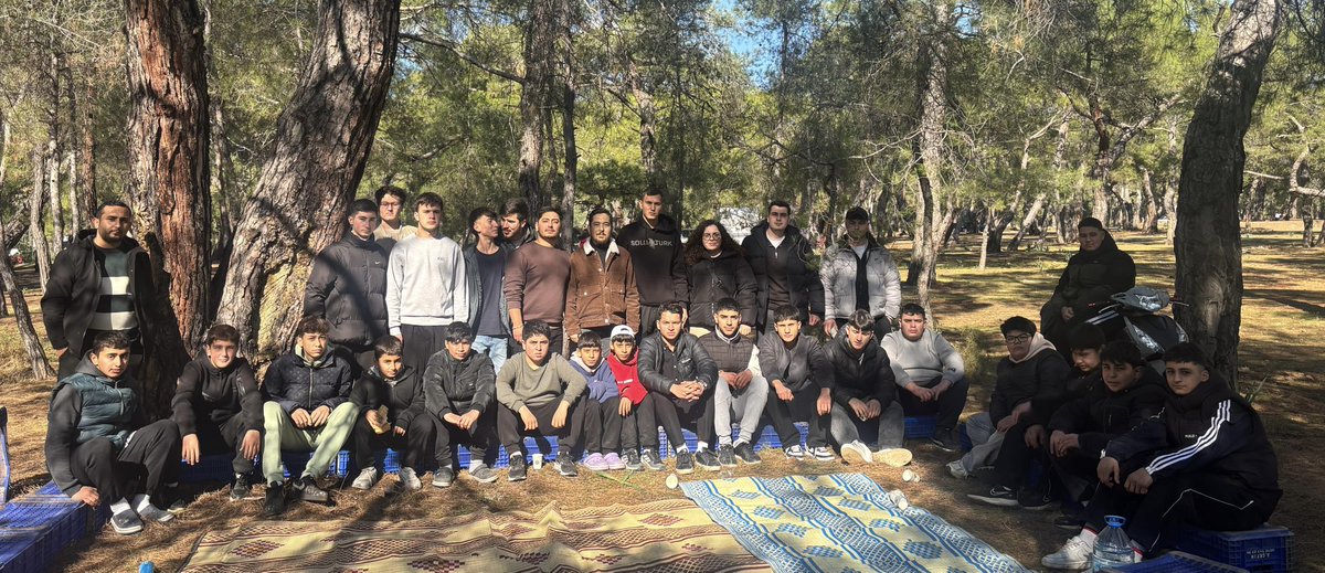 📍Fethiye

Fethiye Gençlik Kolları Yeni Seçmen birimimizin düzenlemiş olduğu piknik organizasyonunda Cumhurbaşkanımız’ın en genç yol ve dava arkadaşlarıyla bir aradayız. 💪