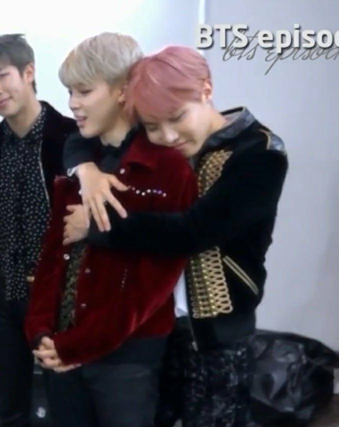 icedhoseok's tweet image. let’s hug baby